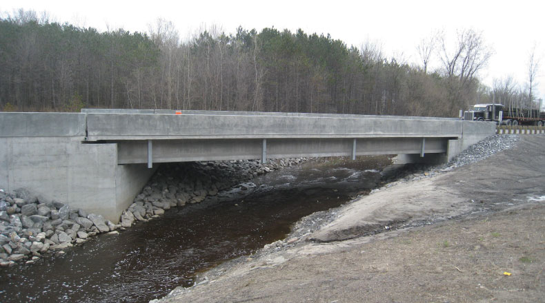 09225 - Deux ponts Saint-Hélène-de-Bagot
