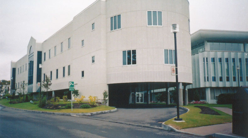 13-04 - CLSC La Source