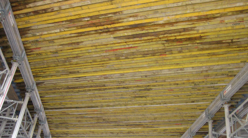 26-12 - Autoroute 73 Henri-Bourassa