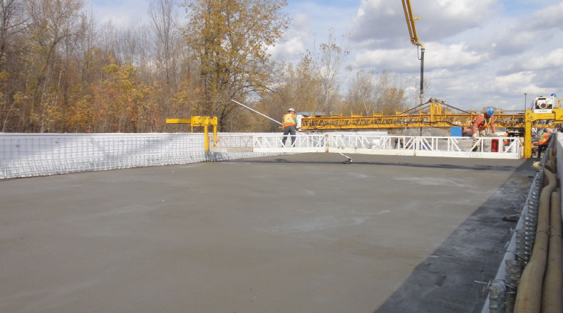 09225 - Deux ponts Saint-Hélène-de-Bagot