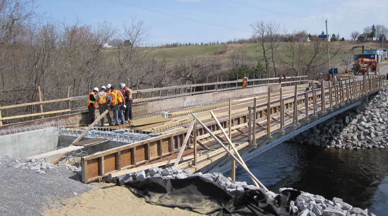 09288 - Deux ponts à St-Alban - MTQ