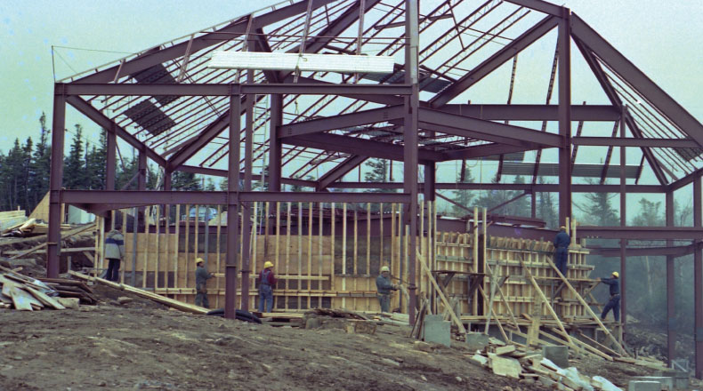 05-15 - Restaurant Satellite, parc du Mont Ste-Anne - MLCP