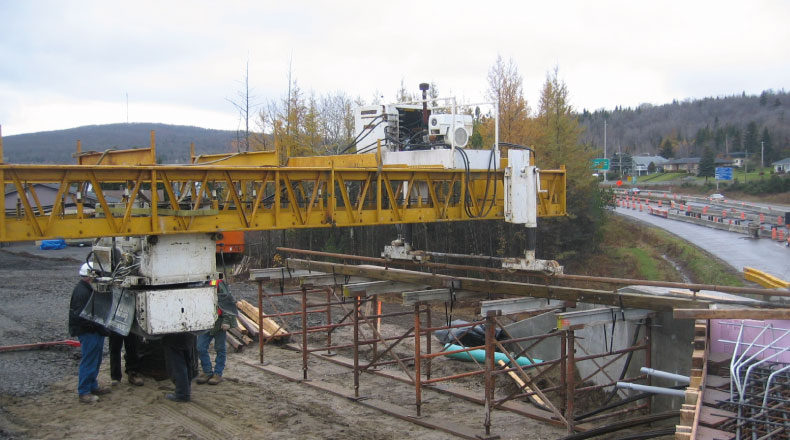26-12 - Autoroute 73 Henri-Bourassa
