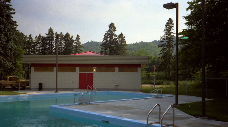 06-15 - Piscine - Ville de Beaupré