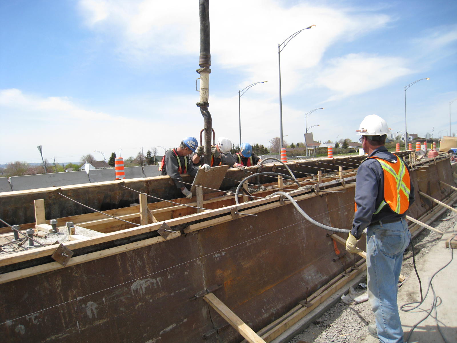 07205 - Remplacement de 4 structures de supersignalisation