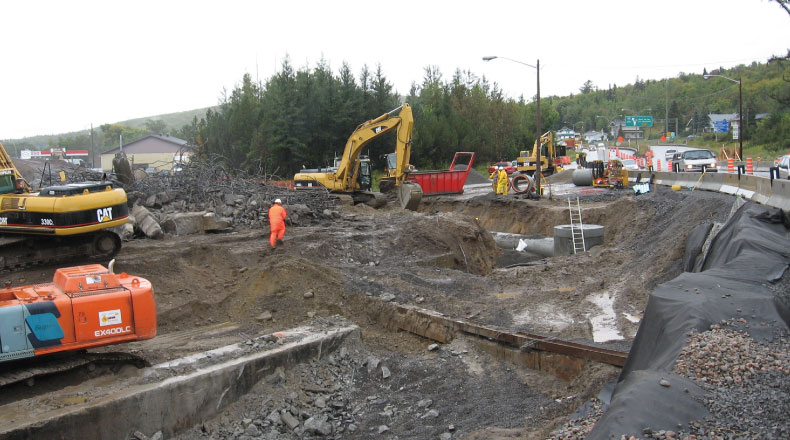 26-12 - Autoroute 73 Henri-Bourassa