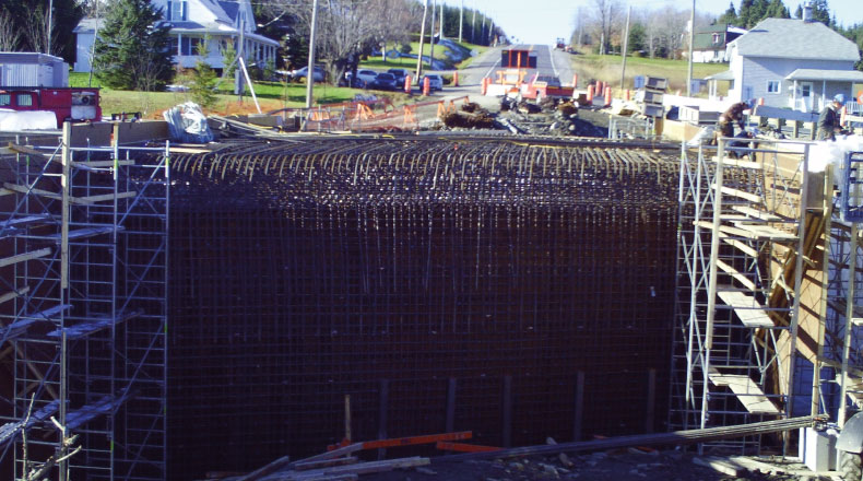 10084 - Pont route 161, Stornoway