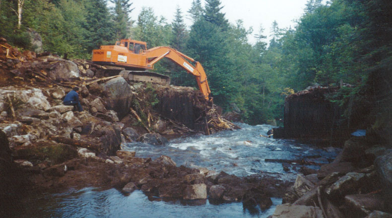 12-10 - Reconstruction barrage 60 arpents