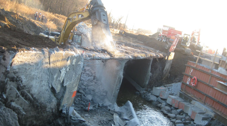09225 - Deux ponts Saint-Hélène-de-Bagot