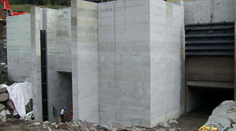 16-11 - Chutes Gorry, Centrale Hydro-Électrique