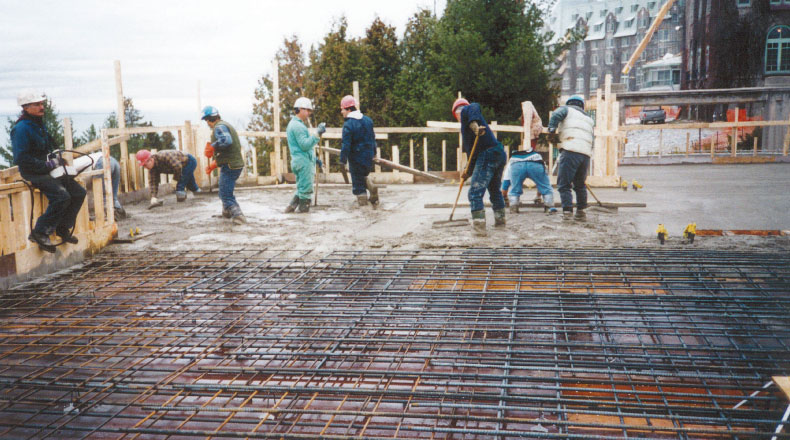 18-18 - Agrandissement du casino de Charlevoix