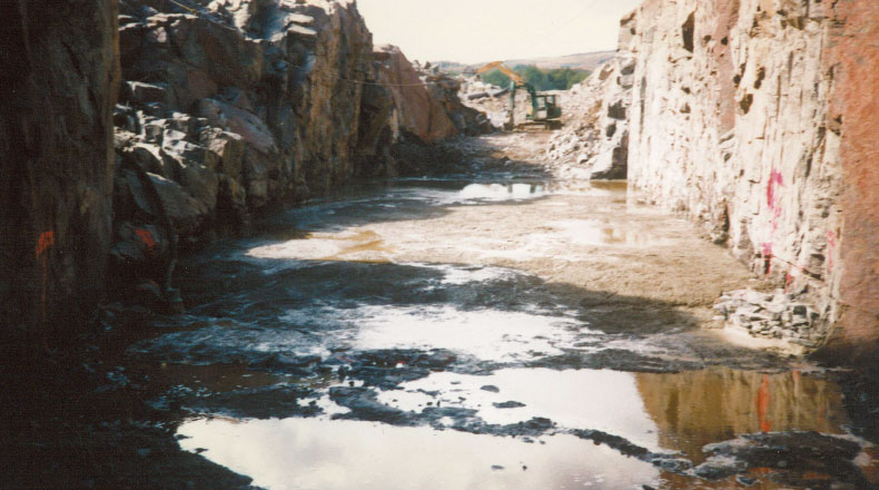 16-11 - Chutes Gorry, Centrale Hydro-Électrique