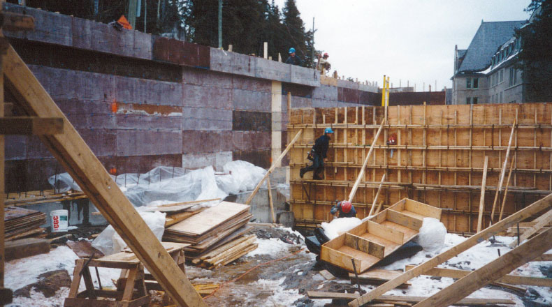 18-18 - Agrandissement du casino de Charlevoix