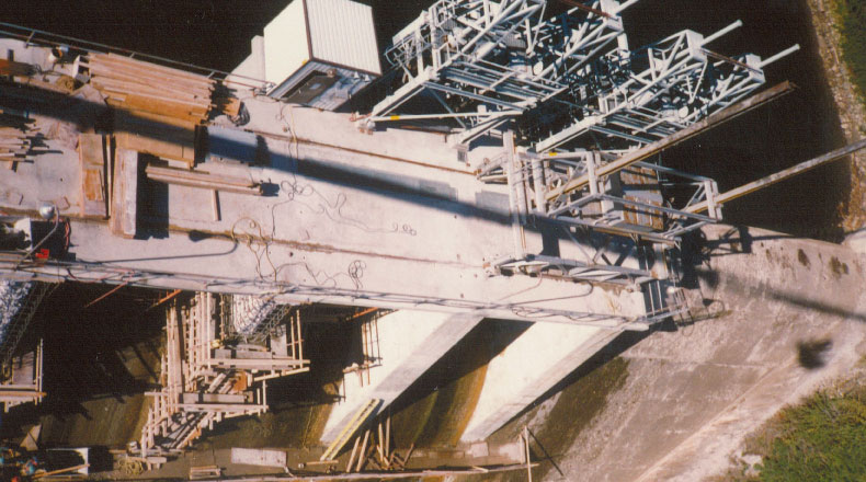 15-07 - Coffrage et bétonnage Barrage Mitis II