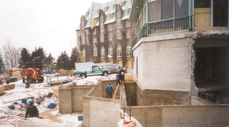 18-22 - Agrandissement du Manoir Richelieu