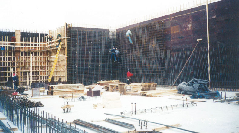 19-04 - Fondations bâtiment brai liquide