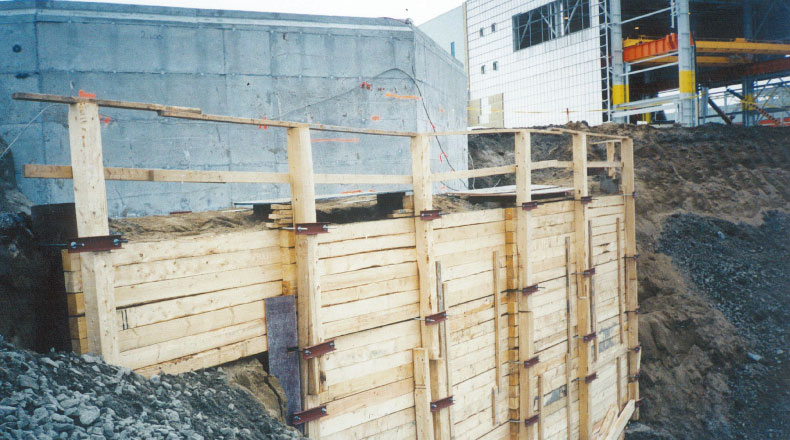 19-04 - Fondations bâtiment brai liquide