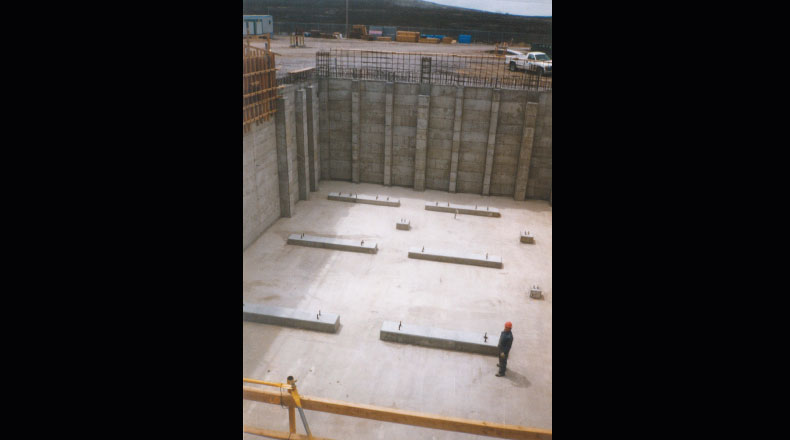 19-04 - Fondations bâtiment brai liquide