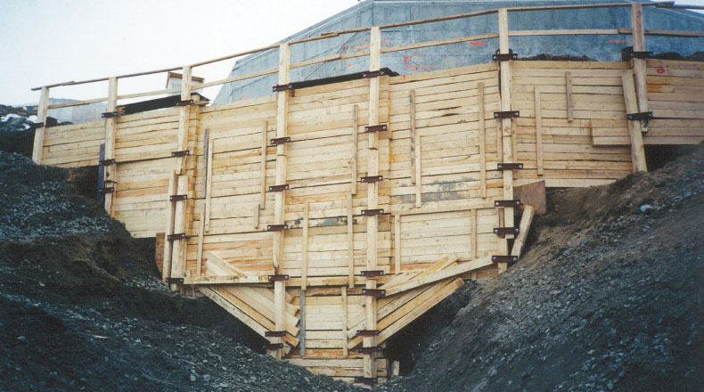 19-04 - Fondations bâtiment brai liquide