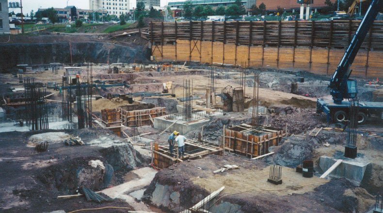 21-12 - Tunnel de services