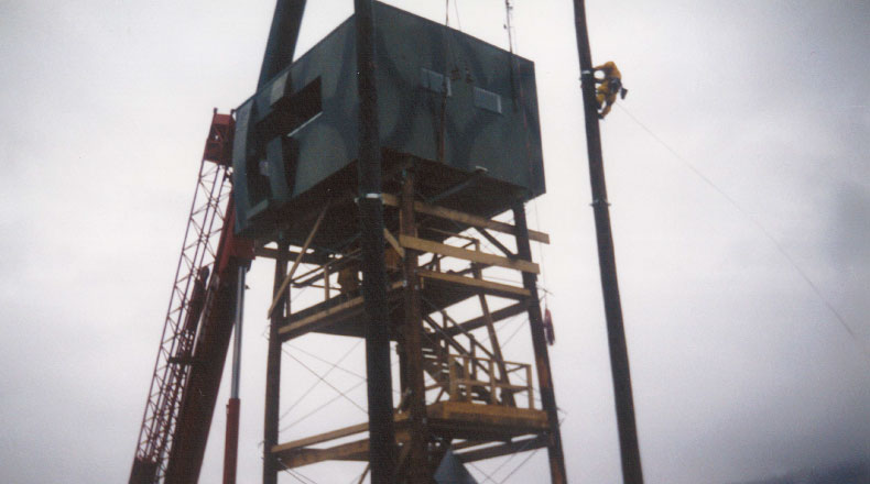 15-16 - Tour pour parachutistes