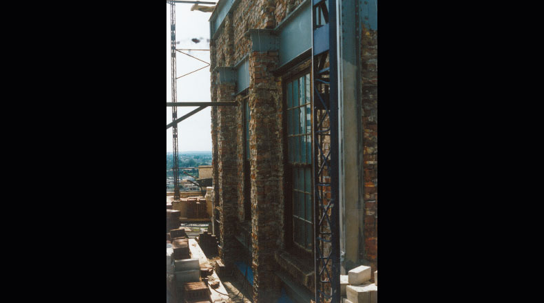 18-05 - Tour à feu