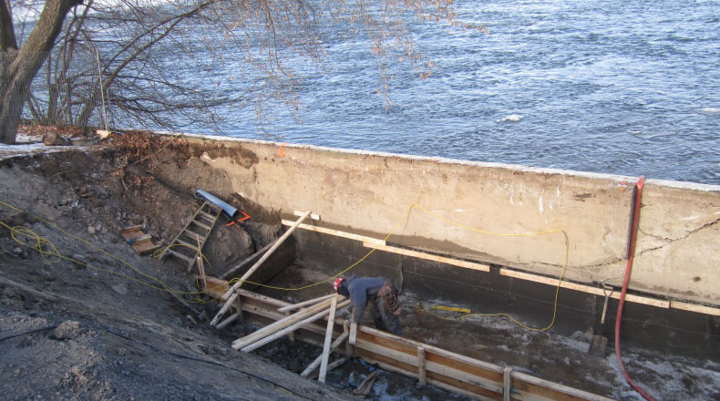 14227 - FORT CHAMBLY - PARCS CANADA